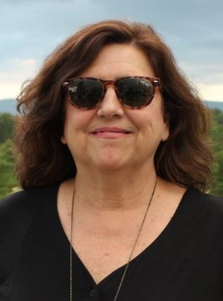 Carmen de la Guarda works for the School of Spanish.  Here she is in Vermont.