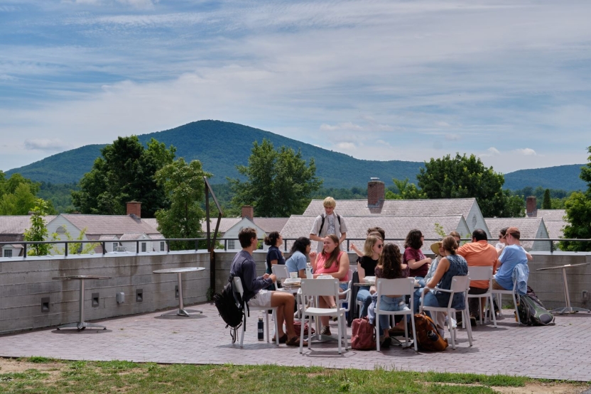 Group of students outside.