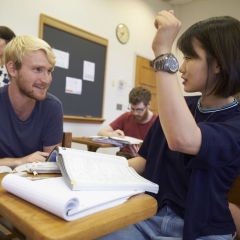 Students learn Japanese in the classroom.