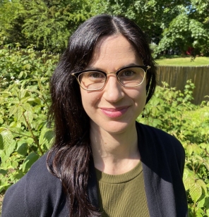 Profile of Julie Adamo