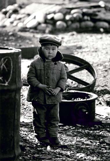 dmitri_baltermants_chukchi_boy.jpg Dmitri Baltermants, Chukchi boy