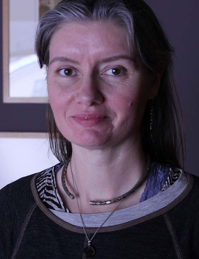 nina_sweeney_headshot_web.jpg Nina Sweeney