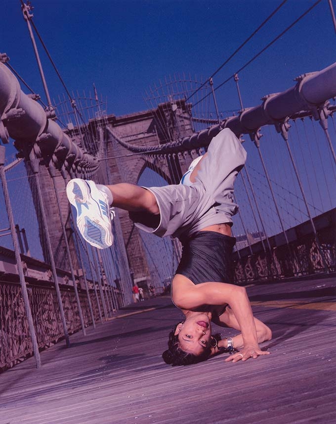 Rockafella breaking on the Brooklyn Bridge