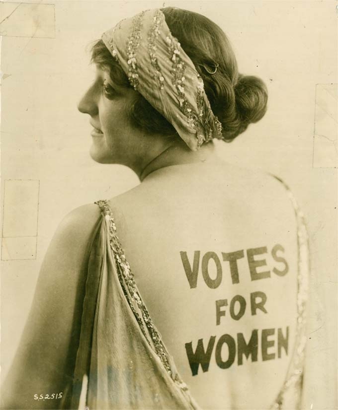 votes_for_women_back_paint.jpg Votes for Women back paint