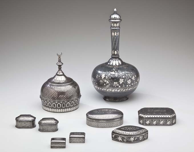 wondrous_worlds_bidriware.jpg Bidriware Lidded Ewer and Betel Set with Floral Motifs