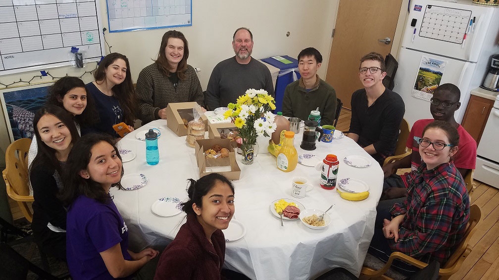 Students participate in an interfaith brunch to encourage lively dialogue and sharing.