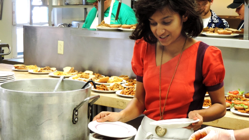 Bread Loaf student Himali Singh Soin helps prepare lunch.