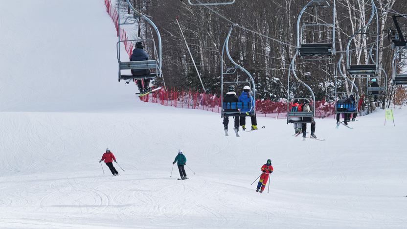 Skiers at Middlebury Snowbowl