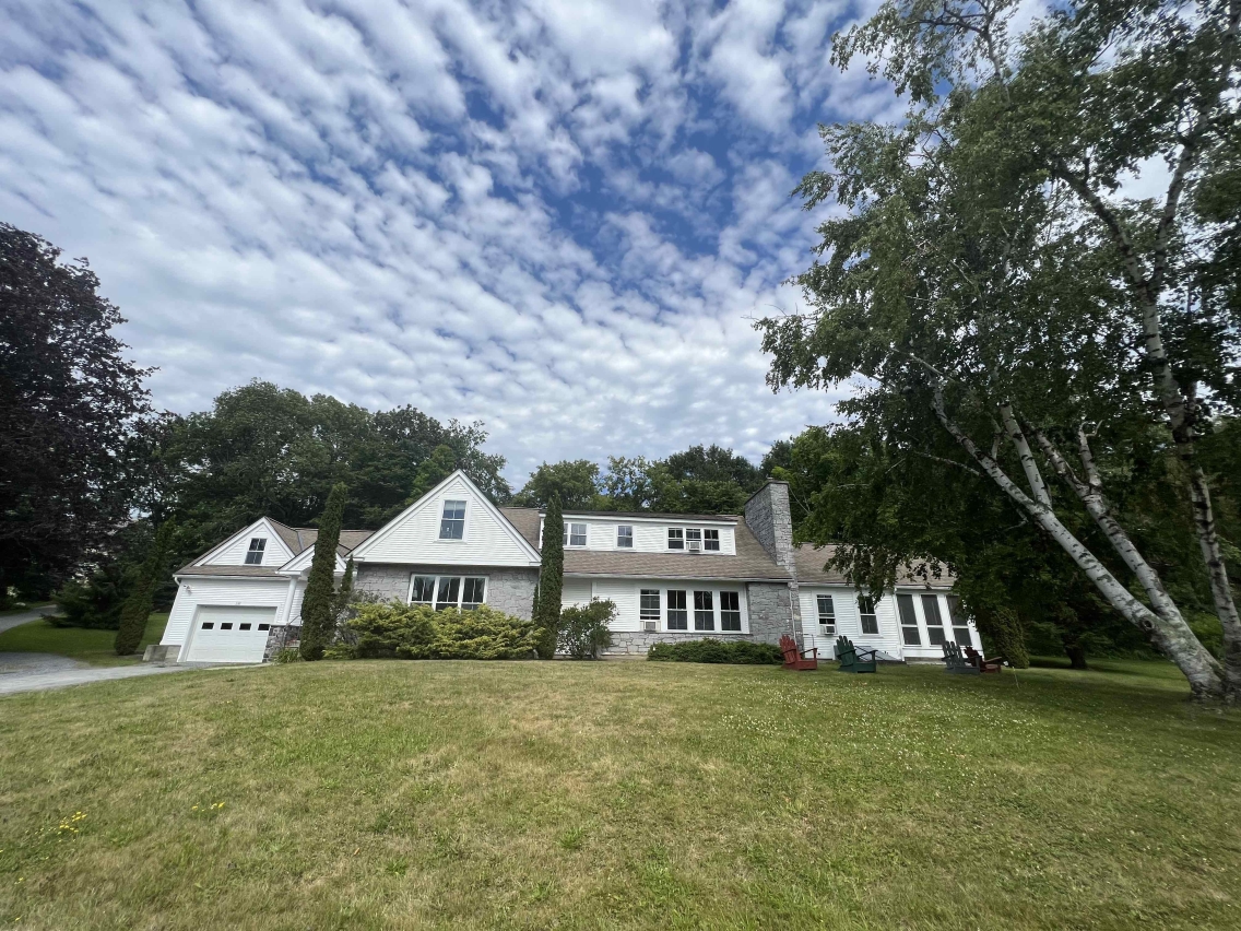 A view on the front of the house at 132 Blinn Lane