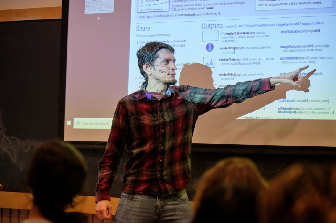 Professor Alex Lyford teaching a course