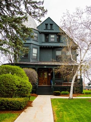 Schillhammer House at Champlain College