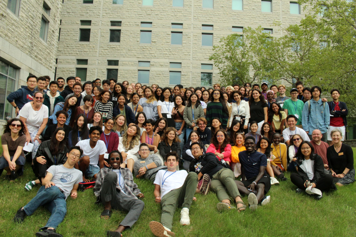 new international students group photo