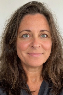 Profile of Nicole Veilleux