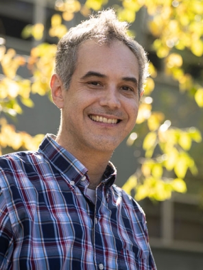 Profile of Ari Terkel