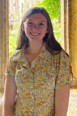Aine Powers '24