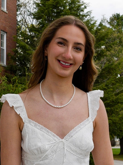 Courtney Brewster headshot