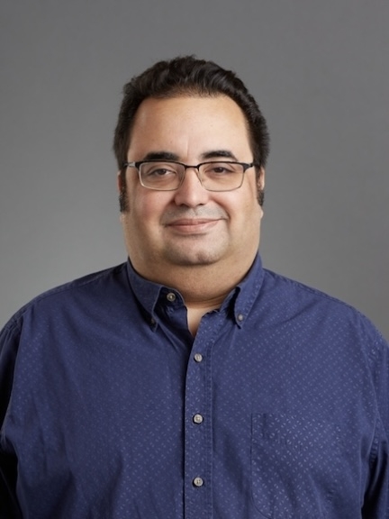 Enrique García headshot