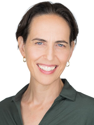 Headshot of Sarah Federman.