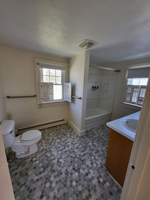 Apt 1 Bath