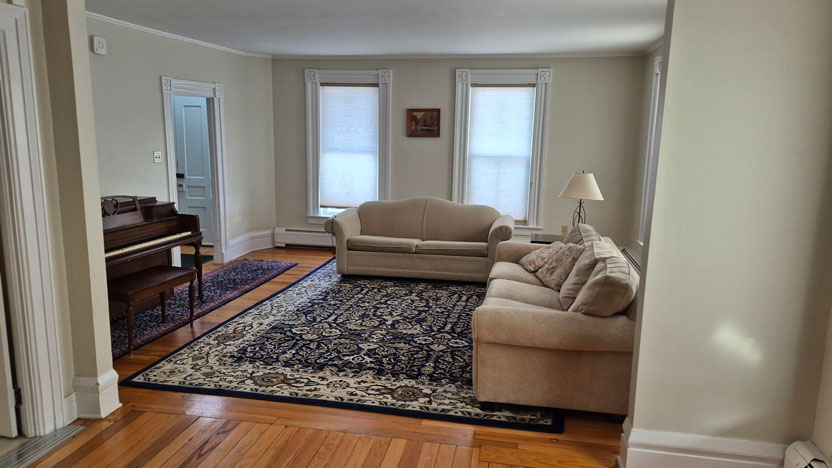 95 Main Street Apt 1 living room