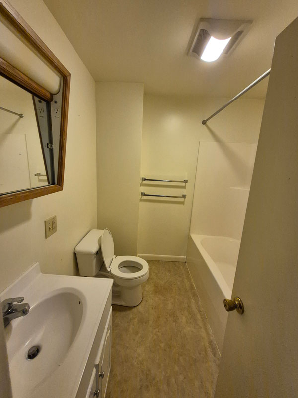 345 Rt 125 Bath