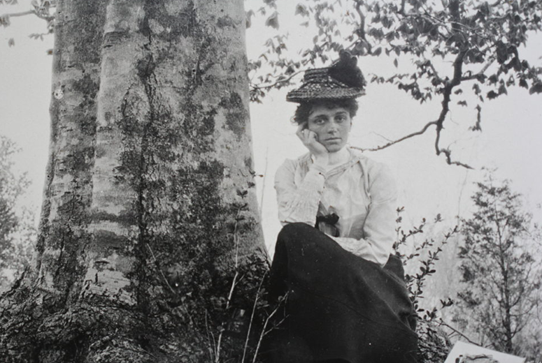 Black and White portrait of suffragist Blanche Ames Ames  