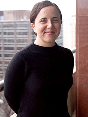 Head shot Catherine Dill