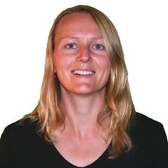 Head shot of Mirjam Brett