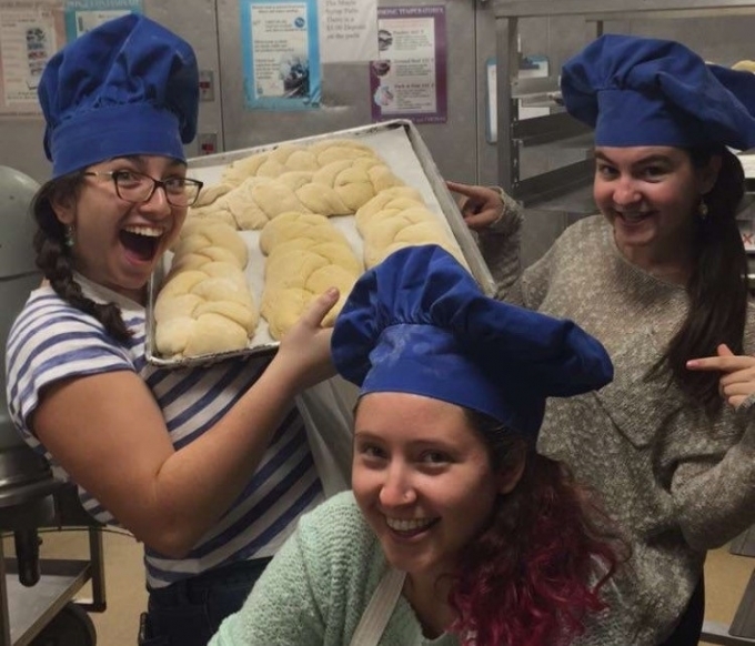 Student bakers at a Hillel Challah for Hunger fundraiser.