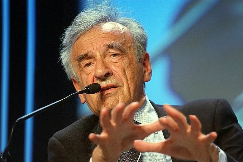 Elie Wiesel, Professor of the Humanities, Boston University, USA speaks during the session ‘A New Agenda: Combining Efficiency and Human Dignity’ at the Annual Meeting of the World Economic Forum in Davos/Switzerland, January 28, 2003