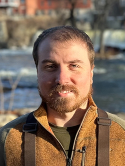 Head Shot of Christian Stratton