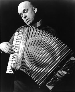 Rinde Eckert brings eclectic, high-energy performance art to Middlebury College Sept. 27