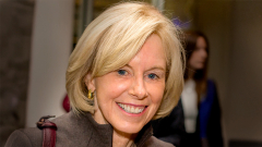 Photo of former Middlebury trustee Roxanne Leighton